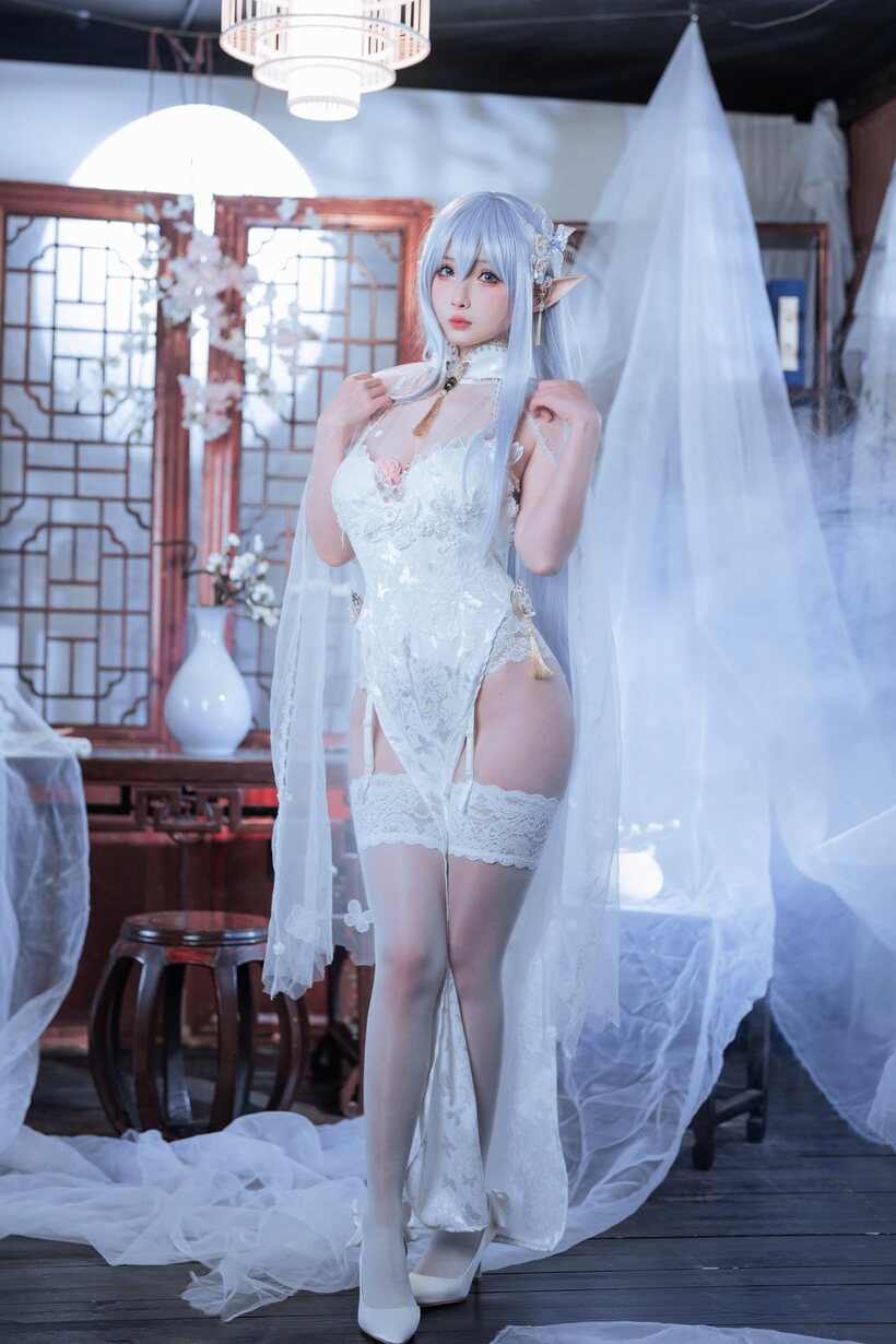 Asian pic 5 from the set «Lacy garter belt solo show from a cute Asian elf babe»