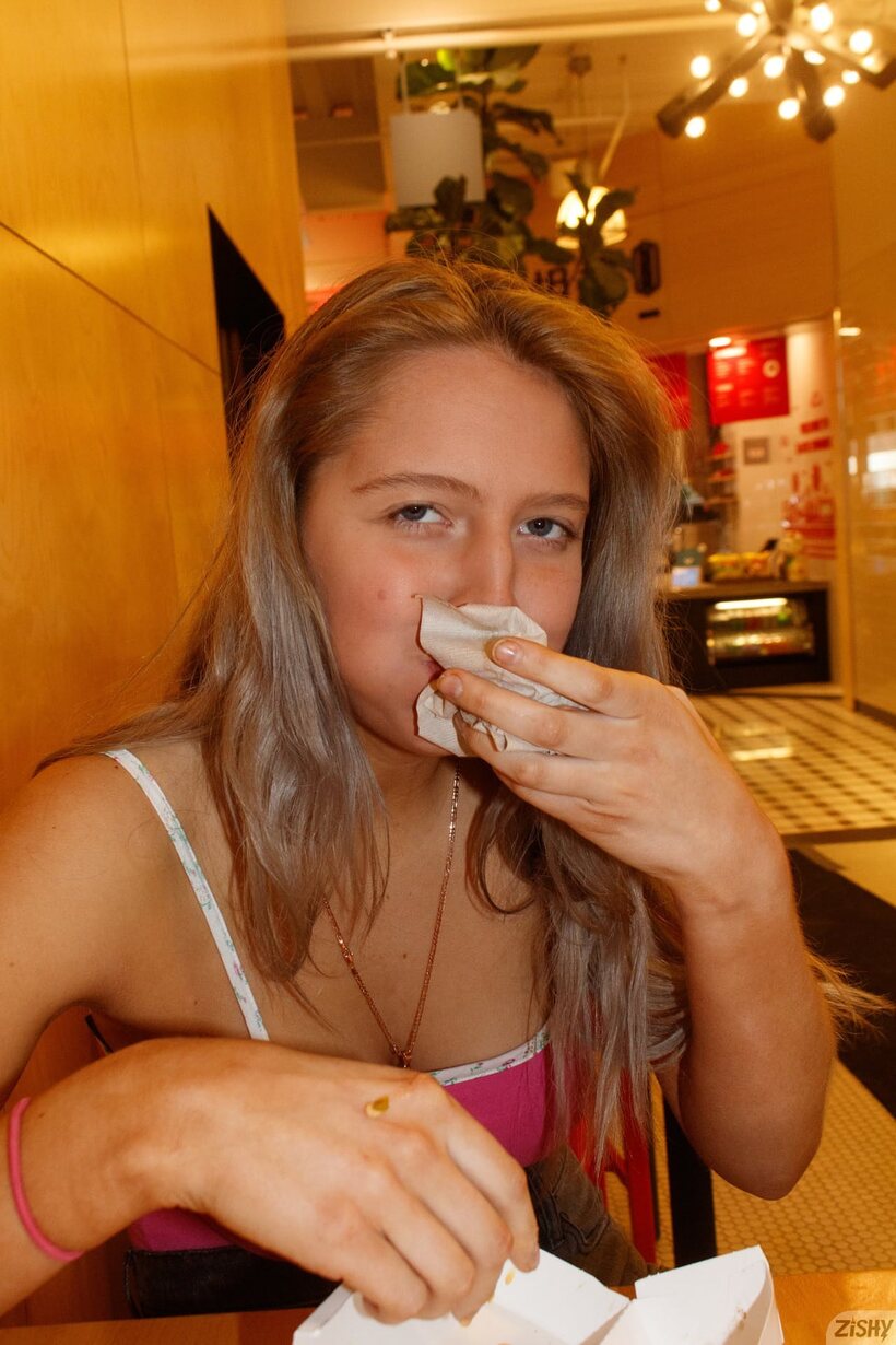 Maddie Crump flashes one big tit and teases in public, photo 11 of 12