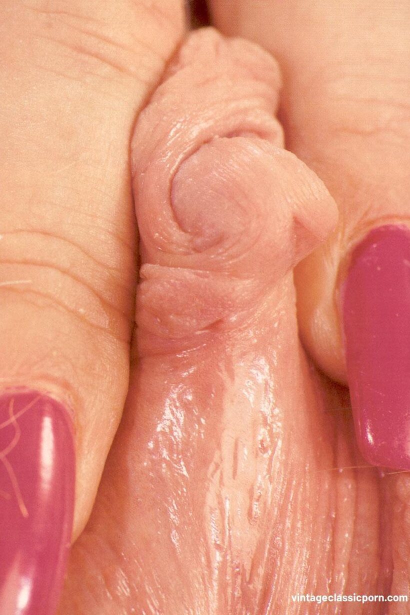 Image 10/20: MILF flaunts her big pussy lips in a threesome with Sean Michaels