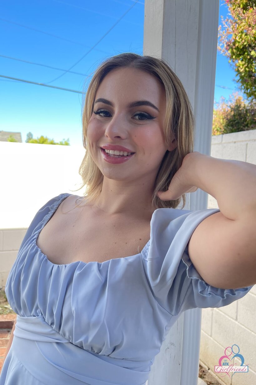 Aria Banks unties her feet and peels off her clothes naked (shot 4)