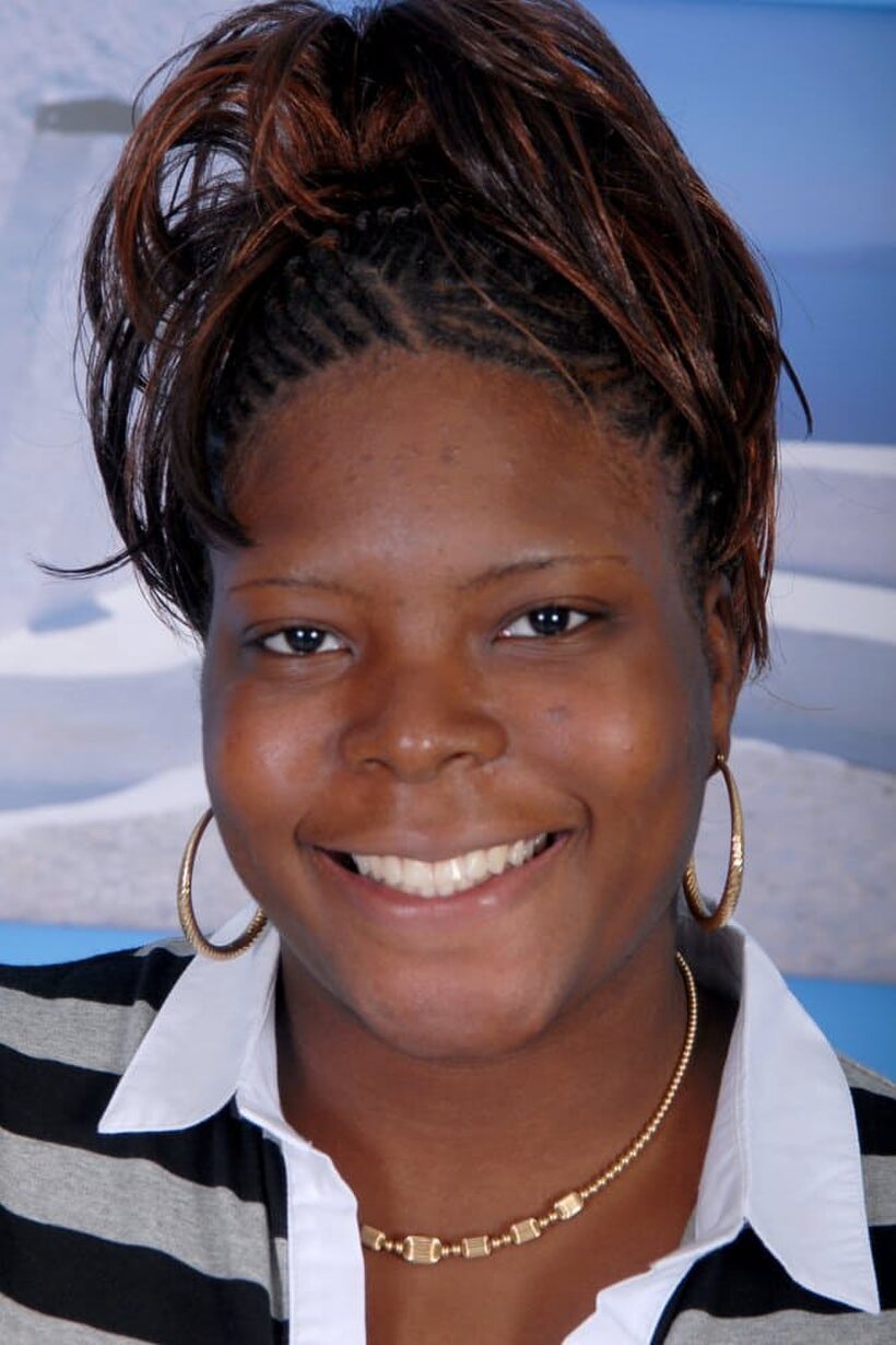 Thick ebony chick covers her exposed naturals with both hands, photo 1 of 20