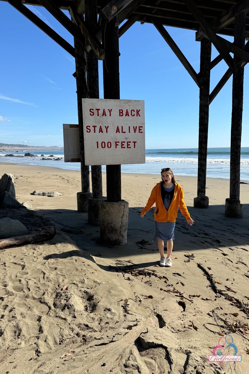Rose Caarter snaps a nude ocean selfie after posing before dinner, photo 9 of 21