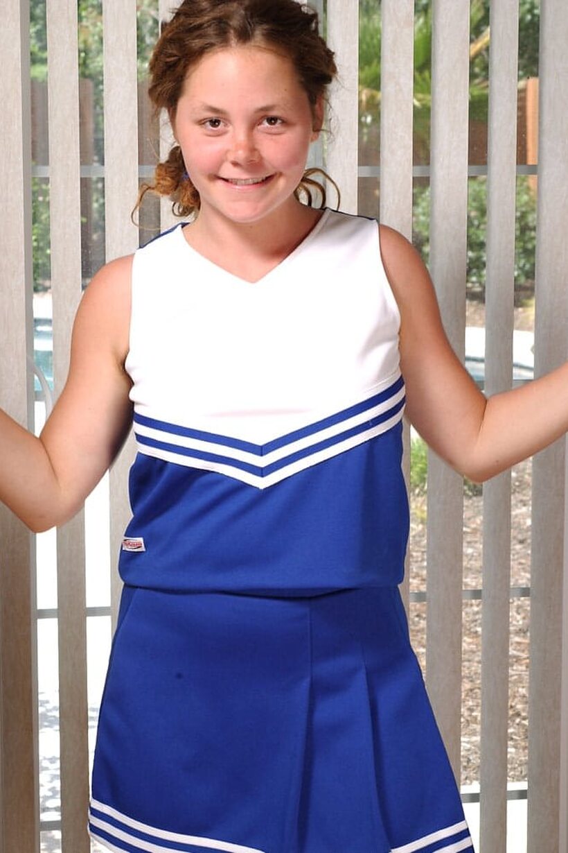 Amateur nude photo 3 — Redhead cheerleader slips her underwear down to finger her bush outdoors