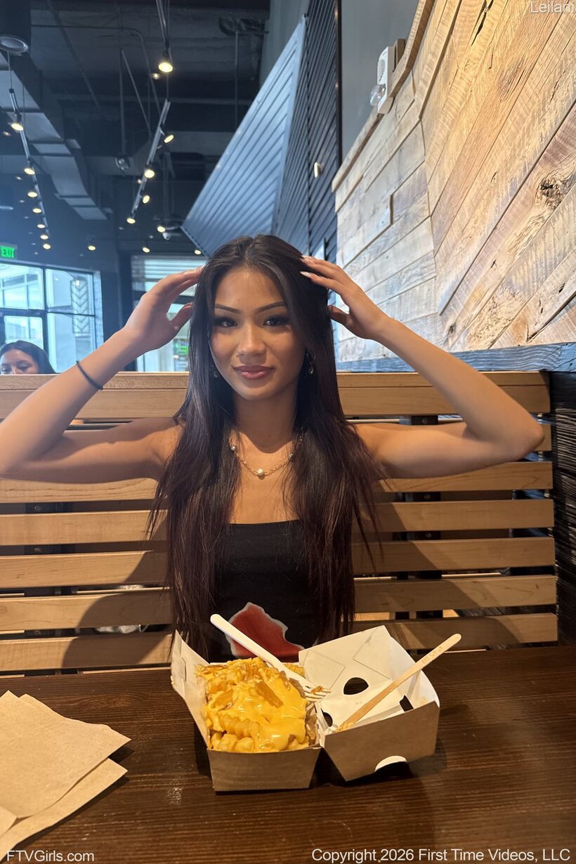 Amateur pic 4 from the set «In public and inside a car, this pretty Asian model bares her tits and pussy»