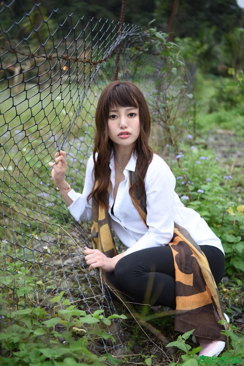 Image 3/18: Japanese Mai Shirakawa flaunts her ass and pussy while getting creampied