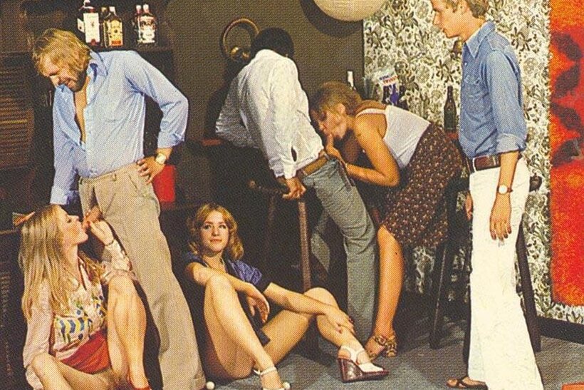 Three horny teens spread wide and take two hard cocks vintage-style (shot 5)