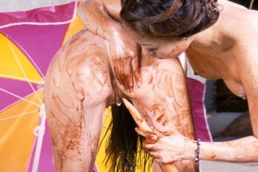 Ayako Tamura and her pal get filthy with veggies during food play (shot 18)