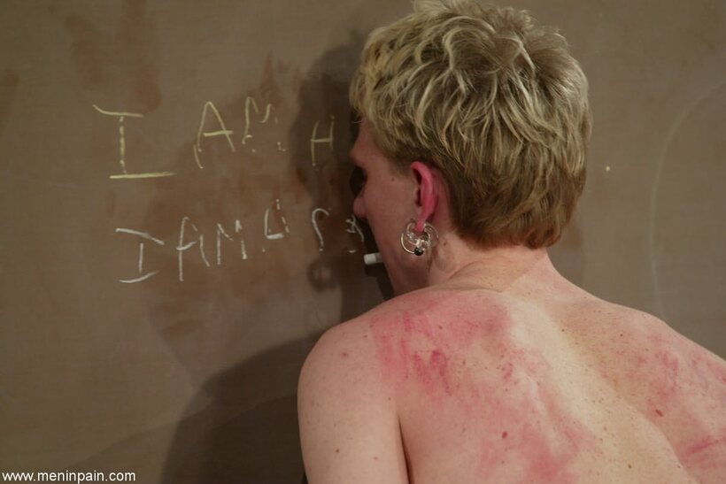 Ian Frost pic 4 from the set «Redhead Princess Kali strips out of her bdsm lingerie and in a BDSM scene with Ian Frost»