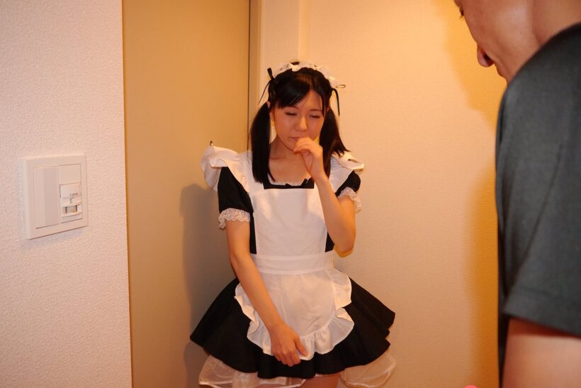 After a blowjob, Mai Araki gets her young Asian pussy licked, photo 13 of 21
