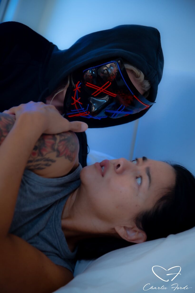 Photo 2 — MILF Dana Vespoli gets naked and starts taking it in the ass in bed with Charlie Forde