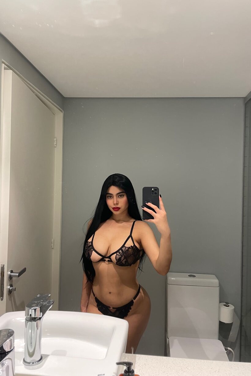 BBW nude photo 15 — Long-haired amateur takes selfies while flashing her big boobs
