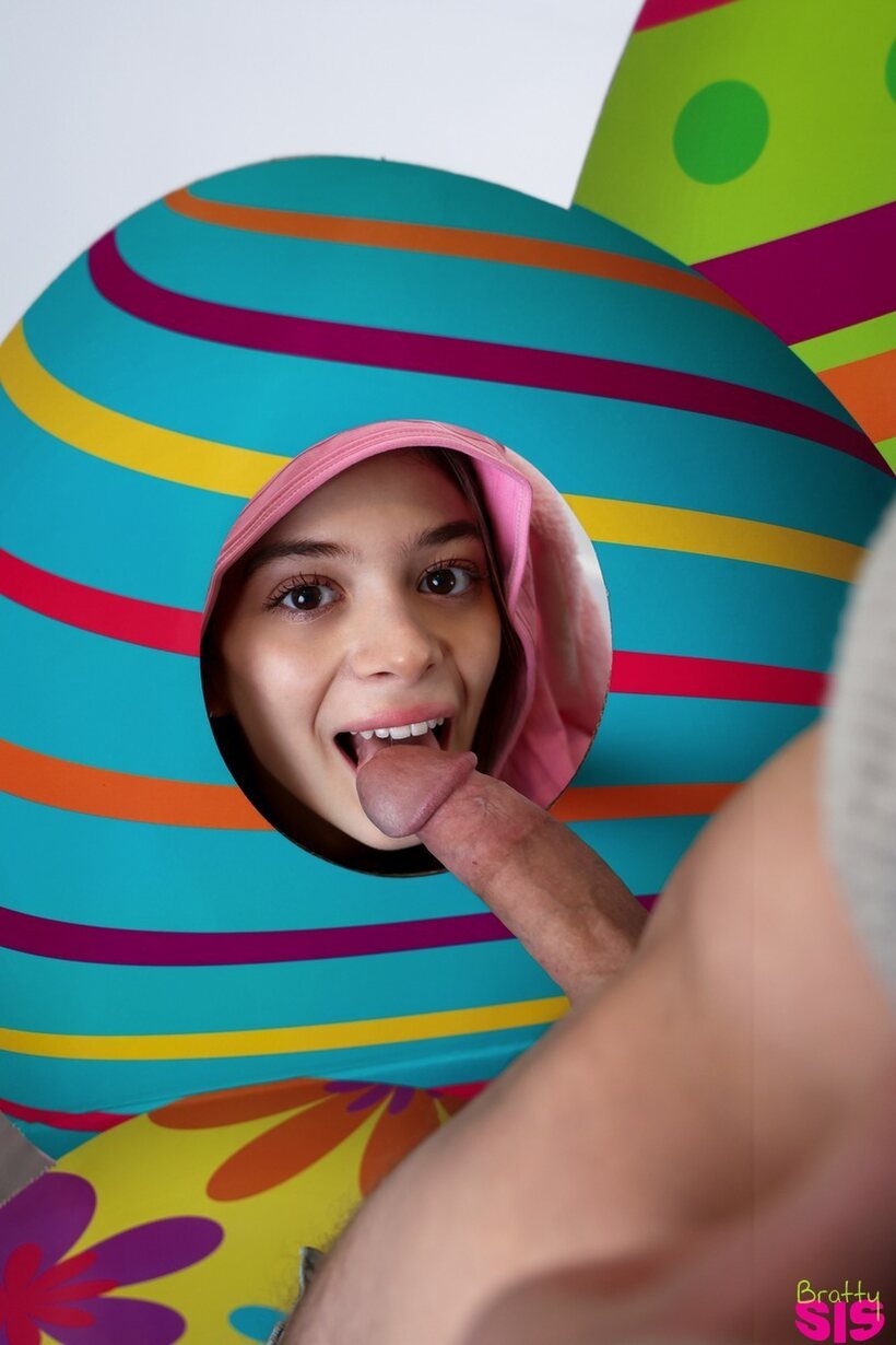 Teen Molly Little fucks hard and shows her cum-covered face with Roman Knight, photo 7 of 16