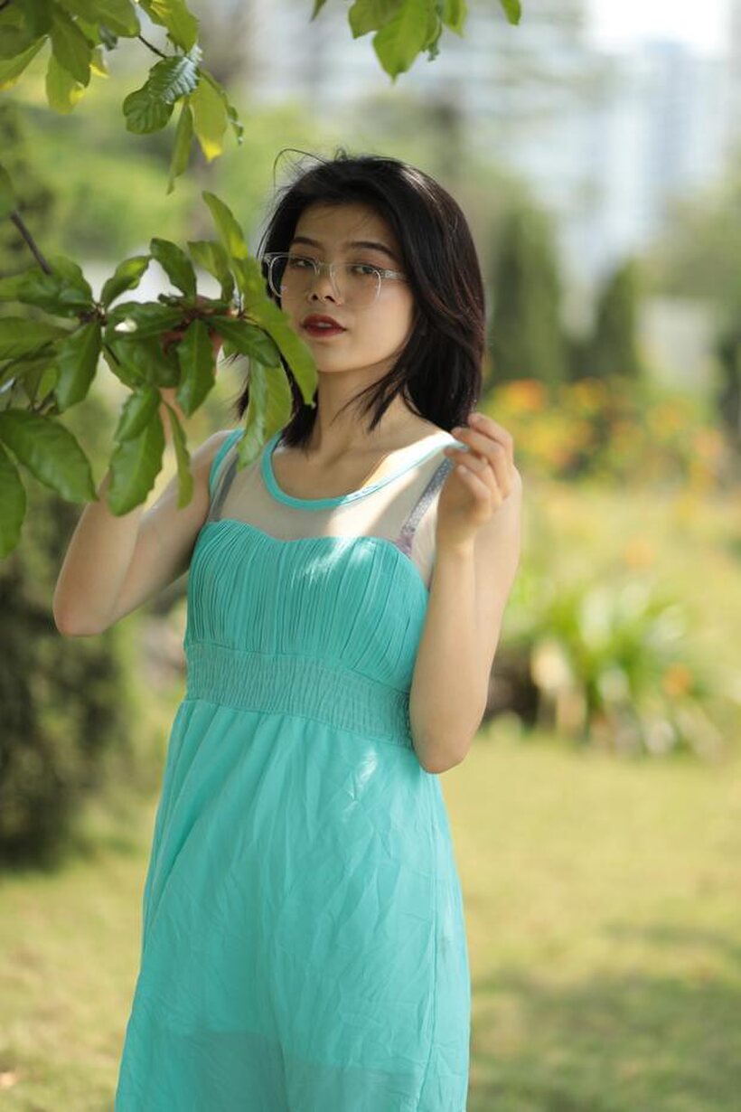 Asian nude photo 16 — Brunette girl strips out of her skirt and poses naked