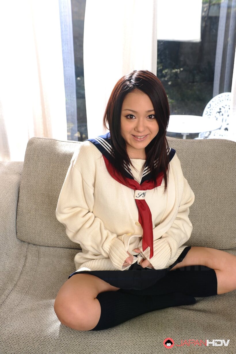 Rui Natsukawa nude photo 7 — Rui Natsukawa flashes her trimmed pussy while wearing dark socks