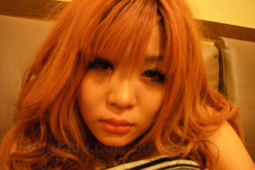Hairy Sarina Tsubaki shows off her natural tits and pussy, photo 4 of 21