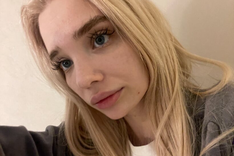 Photo 20 — Blonde girl taking selfies in glasses
