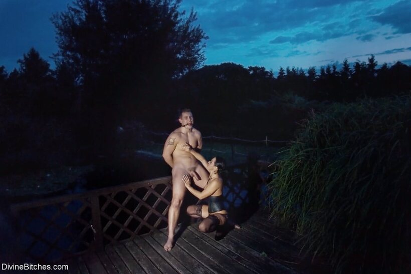 Martin Love pic 20 from the set «Slapping her slave’s ass on a bridge, Sandra Romain takes control»