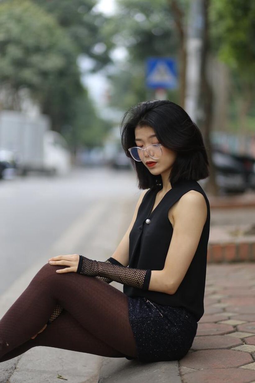 Amateur pic 20 from the set «Asian girl exposes her body outdoors»