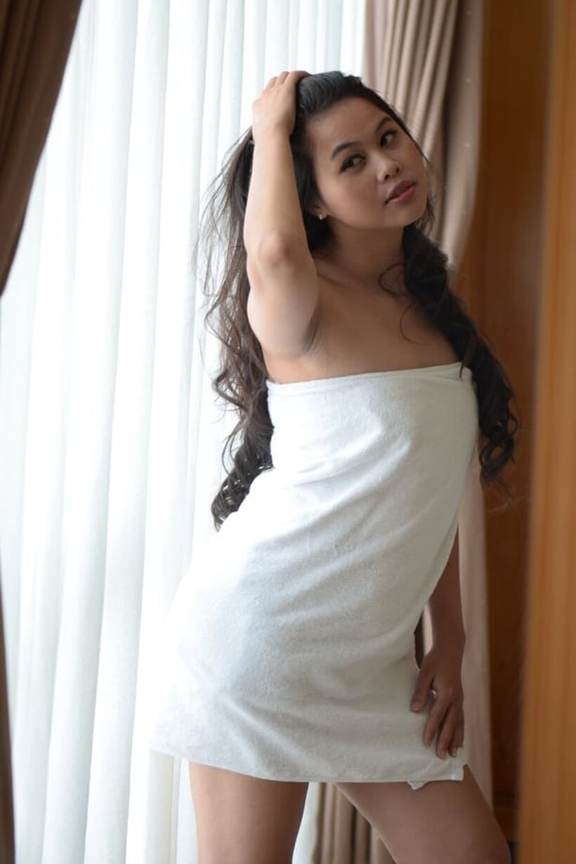 Asian nude photo 3 — Brunette girl gets naked and starts teasing in lingerie