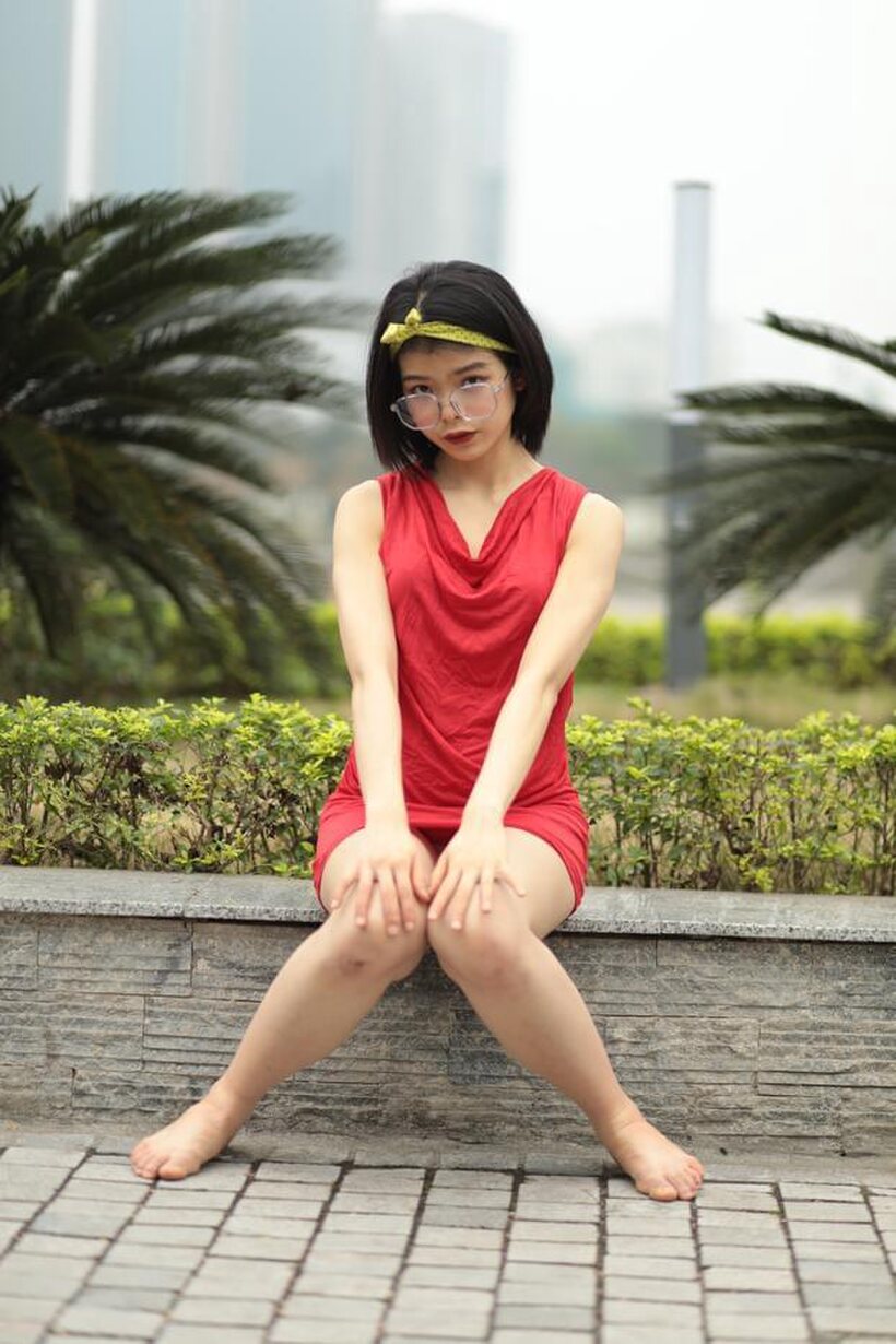 Brunette girl strips out of her skirt and poses naked, photo 16 of 21