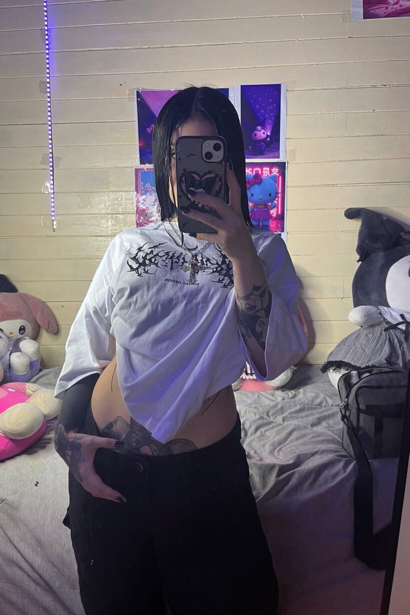Amateur nude photo 9 — Tattooed Latina teen poses for mirror selfies, baring her flat stomach