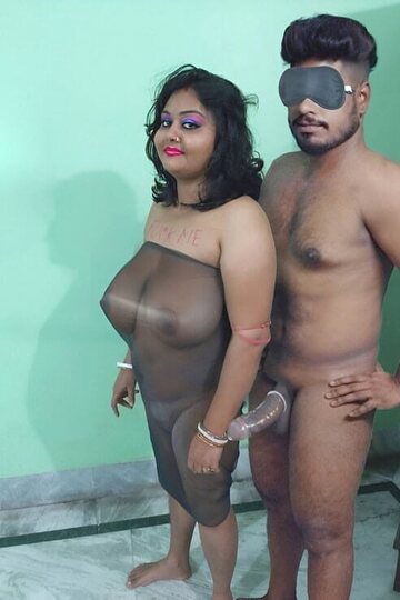 MILF spreads her creampied pussy in a group scene