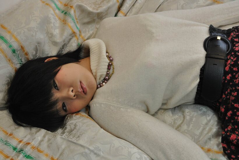 Asian girl gets naked and starts sucking cock in stockings (shot 12)