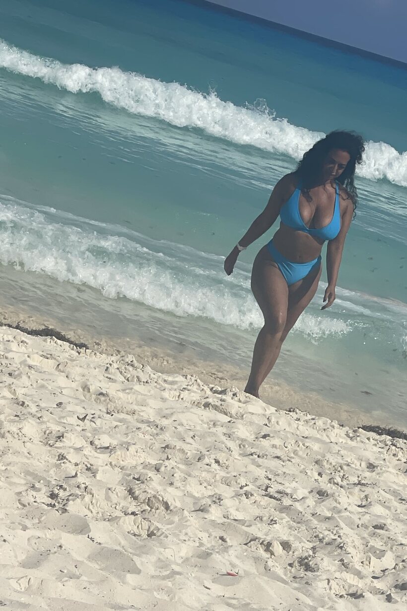 Photo 3 — Chubby girl gets naked on the beach and shows her big tits