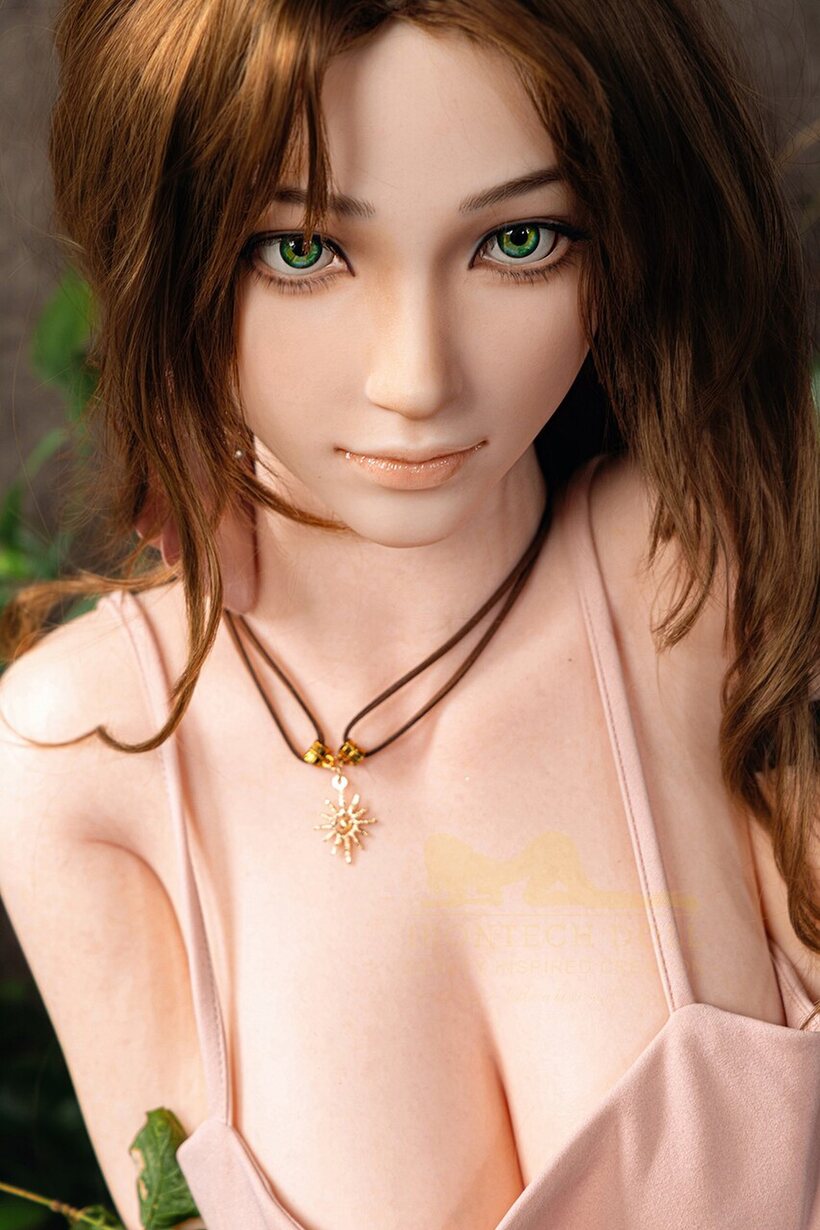 Photo 8 — Amateur girl poses naked in 18 pics
