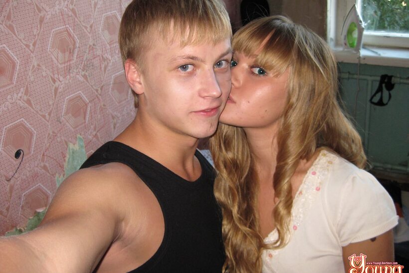 Photo 3 — Fucks her boyfriend on the bed as blonde teen Nestee Shy moans