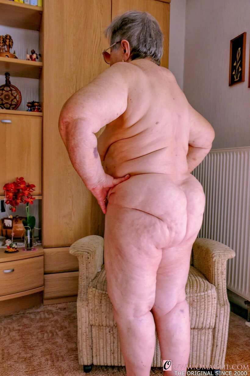 Image 14/20: Obese granny gets naked, then covers her face with a towel
